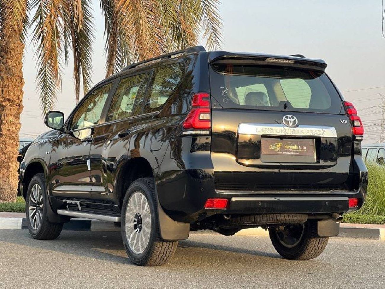 Toyota Prado VX+ 4.0L PTR A/T // 2023 // HIGH OPTION WITH POWER & LEATHER & COOLING SEATS , DVD & BACK CAMERA //