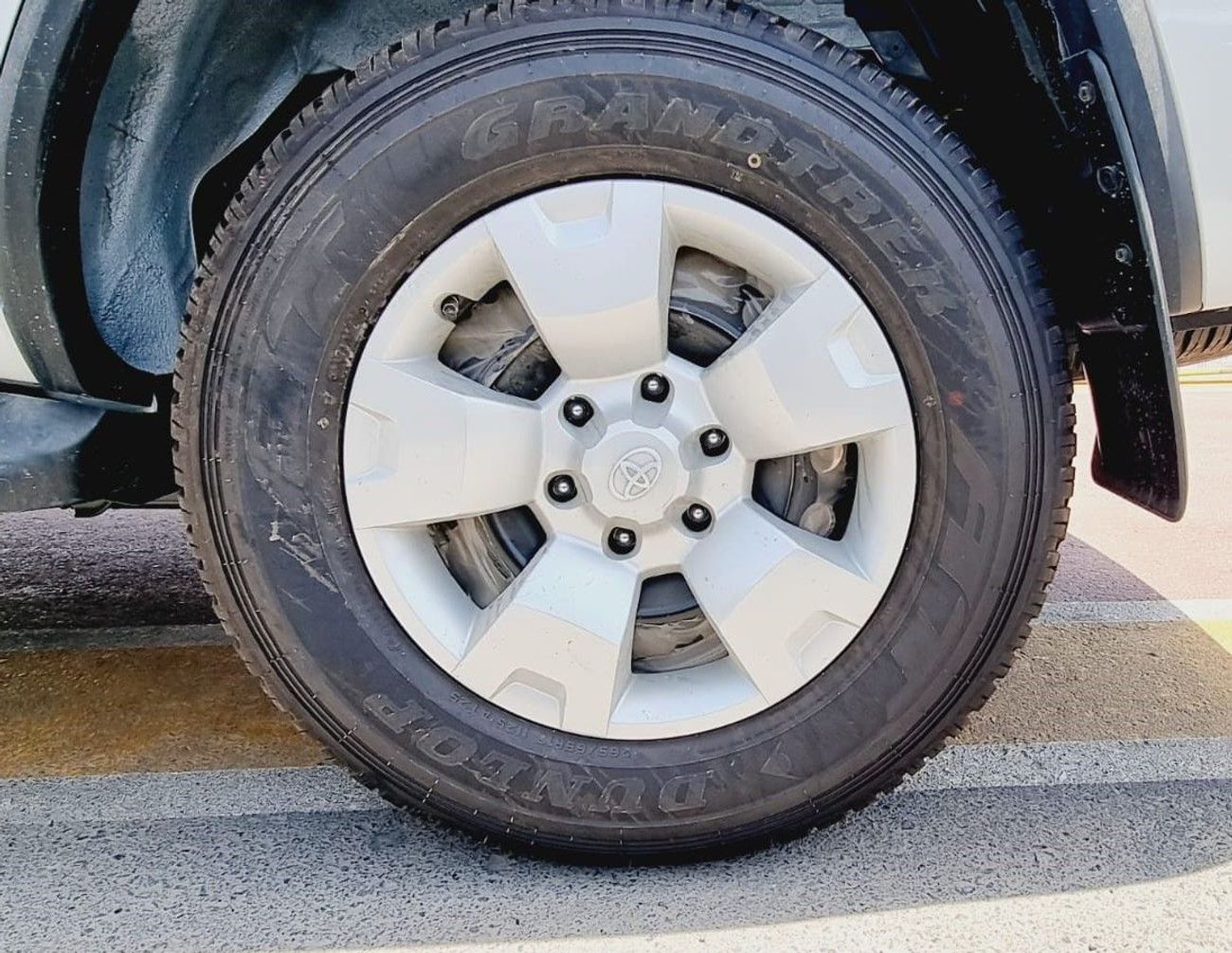 Toyota Fortuner TOYOTA FORTUNER 2.4L DIESEL 4X4 MY 2026