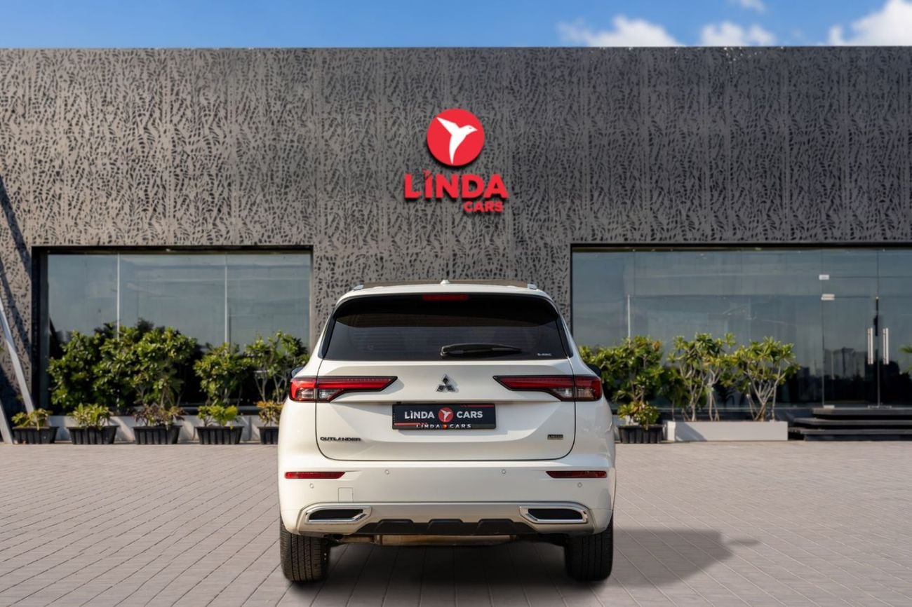 Mitsubishi Outlander PREMIUM LAUNCH EDITION Mitsubishi Outlander Limited Edition (7SEATER) 2023 GCC | Agency Warranty | S