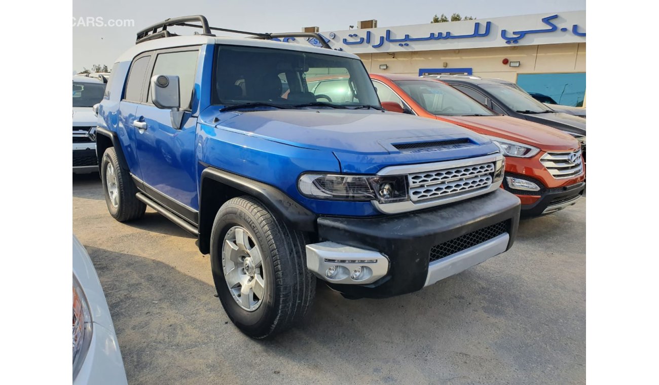 Toyota FJ Cruiser 4.0L PETROL / JEEP-SPOILER / LEATHER SEATS / NEAT AND CLEAN INTERIOR (LOT # 111)