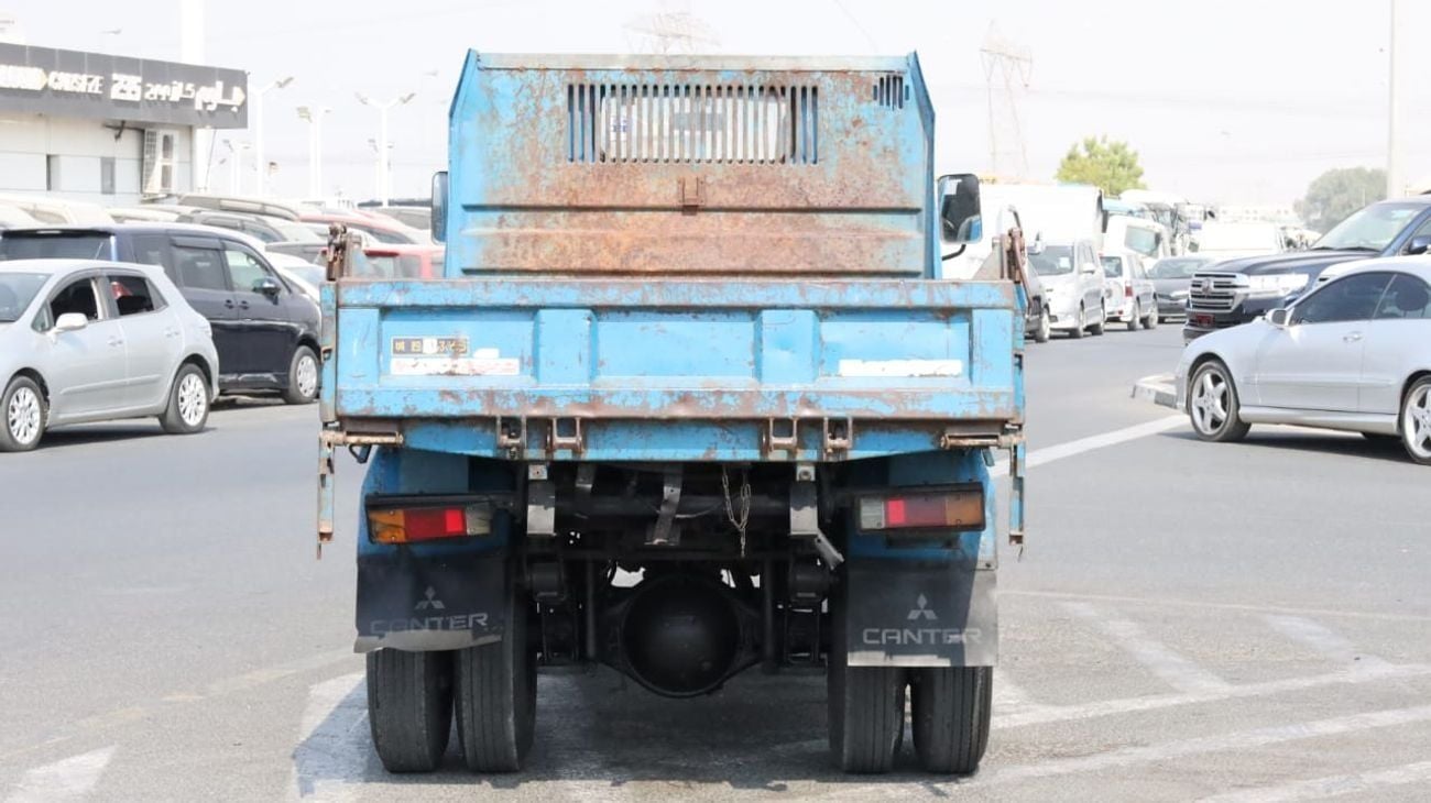 Mitsubishi Canter Van 