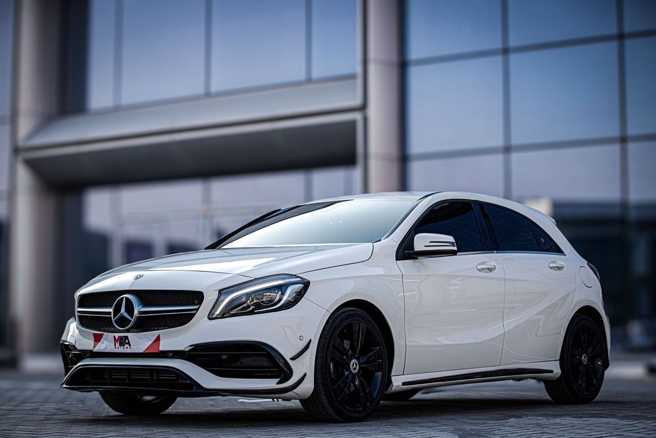 Mercedes-Benz A 220 AMG PACKAGE