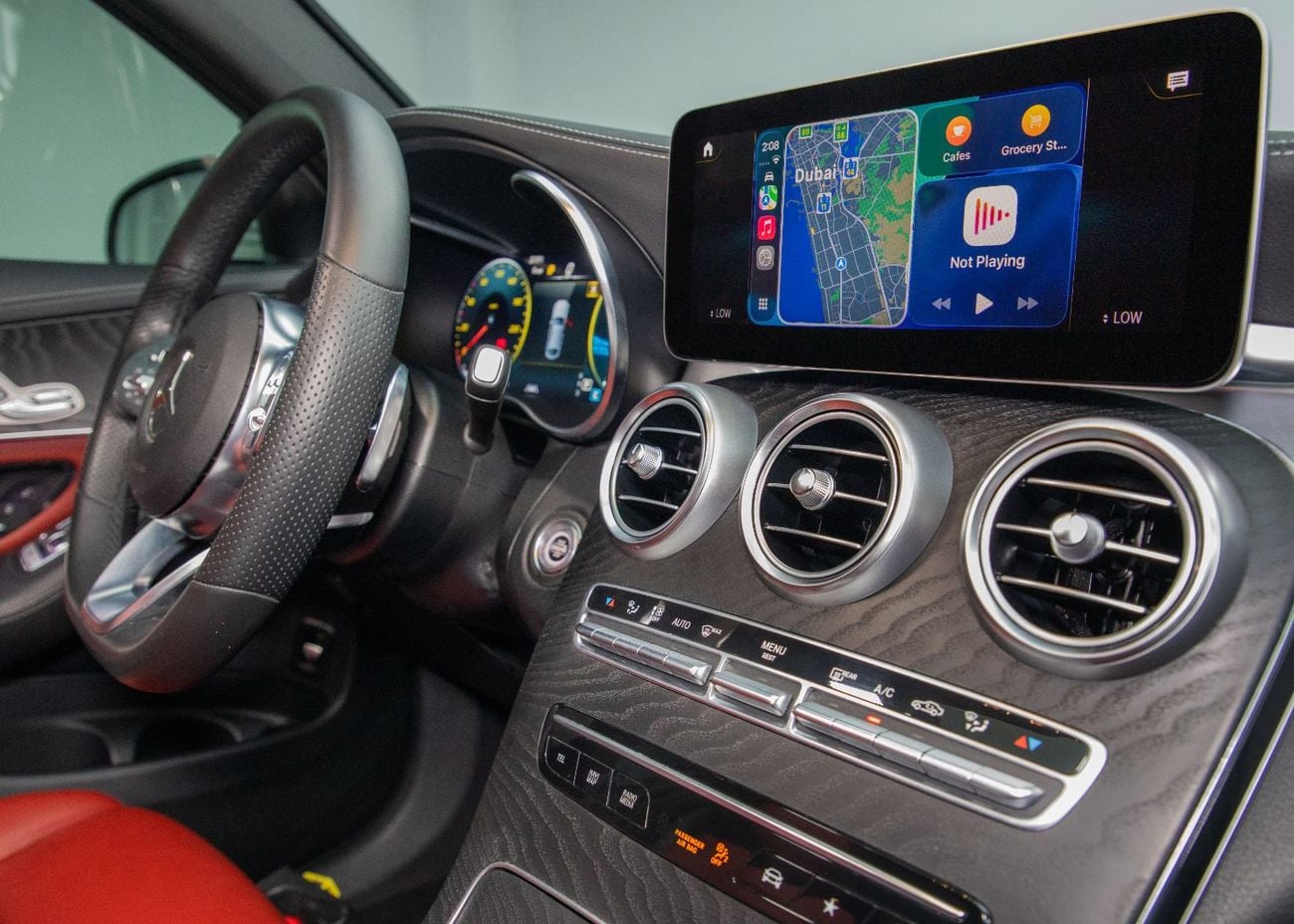 Mercedes Benz GLC200