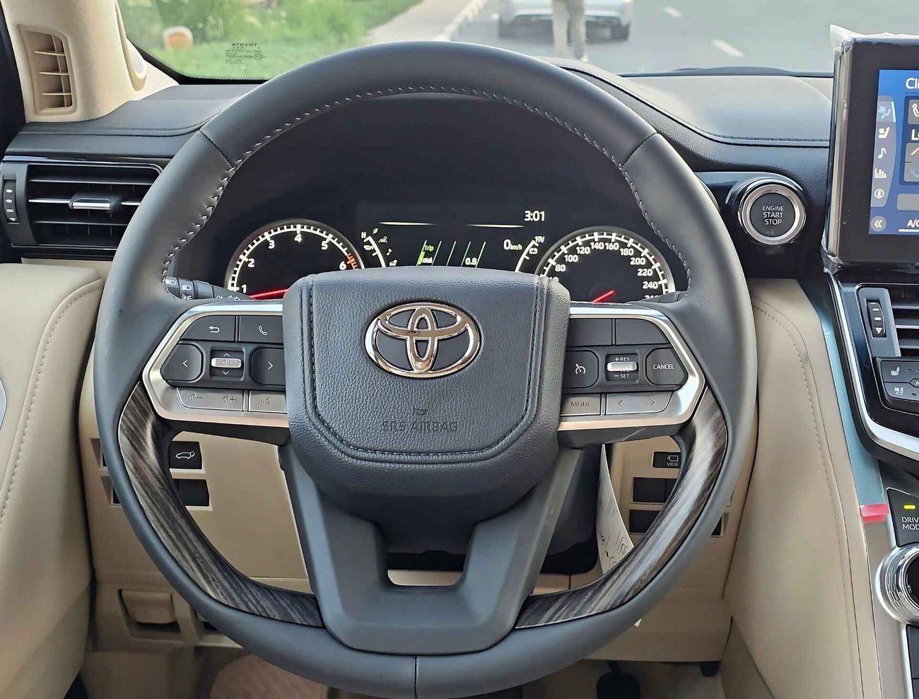 تويوتا لاند كروزر VXR | FULL OPTION | 3.5L V6 PETROL | HEADUP WITH SUNROOF | JBL SPEAKRS (CODE # 67996)