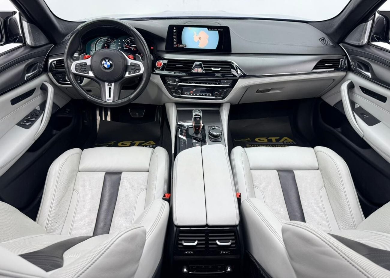 BMW M5 Competition 4.4L (625 HP) 2018 BMW M5 Competition, Warranty, Full Service History, GCC