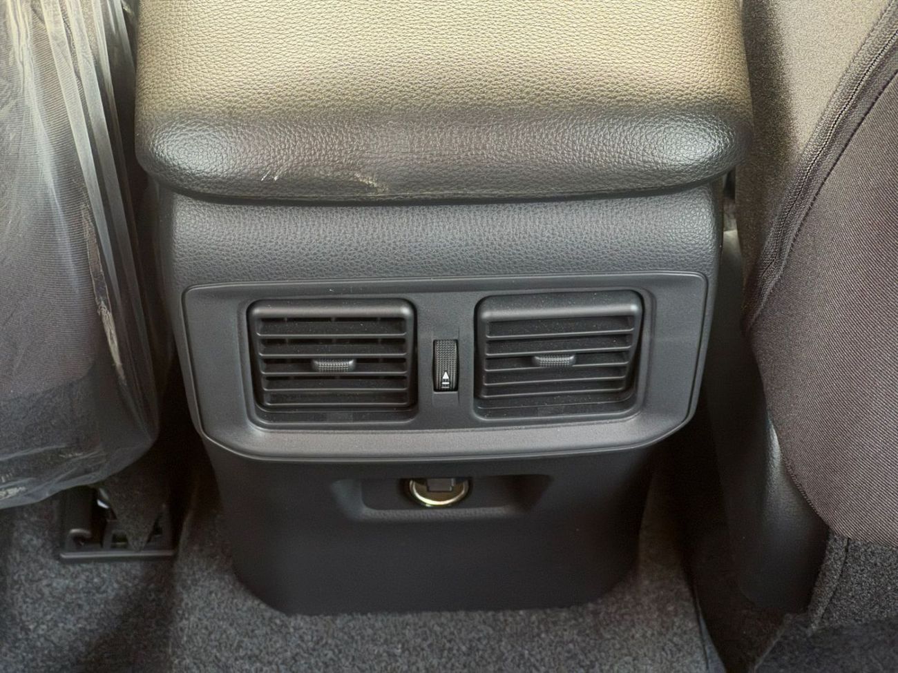 Toyota RAV4 2025 TOYOTA RAV4 2.0L PETROL A/T STANDARD OPTION CHINESE OPTION