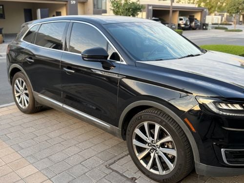 لينكولن ناوتيلوس 2.7T V6 Reserve (335 Hp)