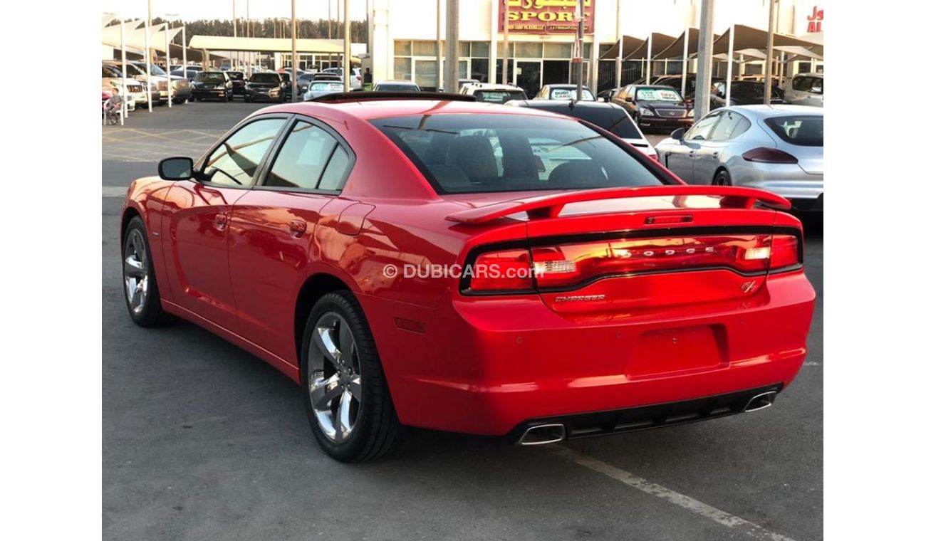 Dodge Charger Dodge Charger model 2014 GCC car prefect condition one owner 2keys original paint full option sun r