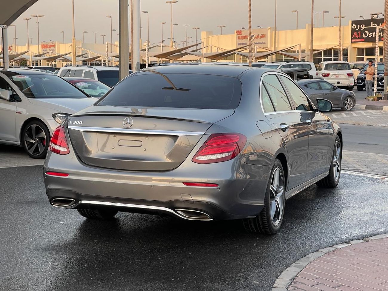 مرسيدس بنز E300 AMG
