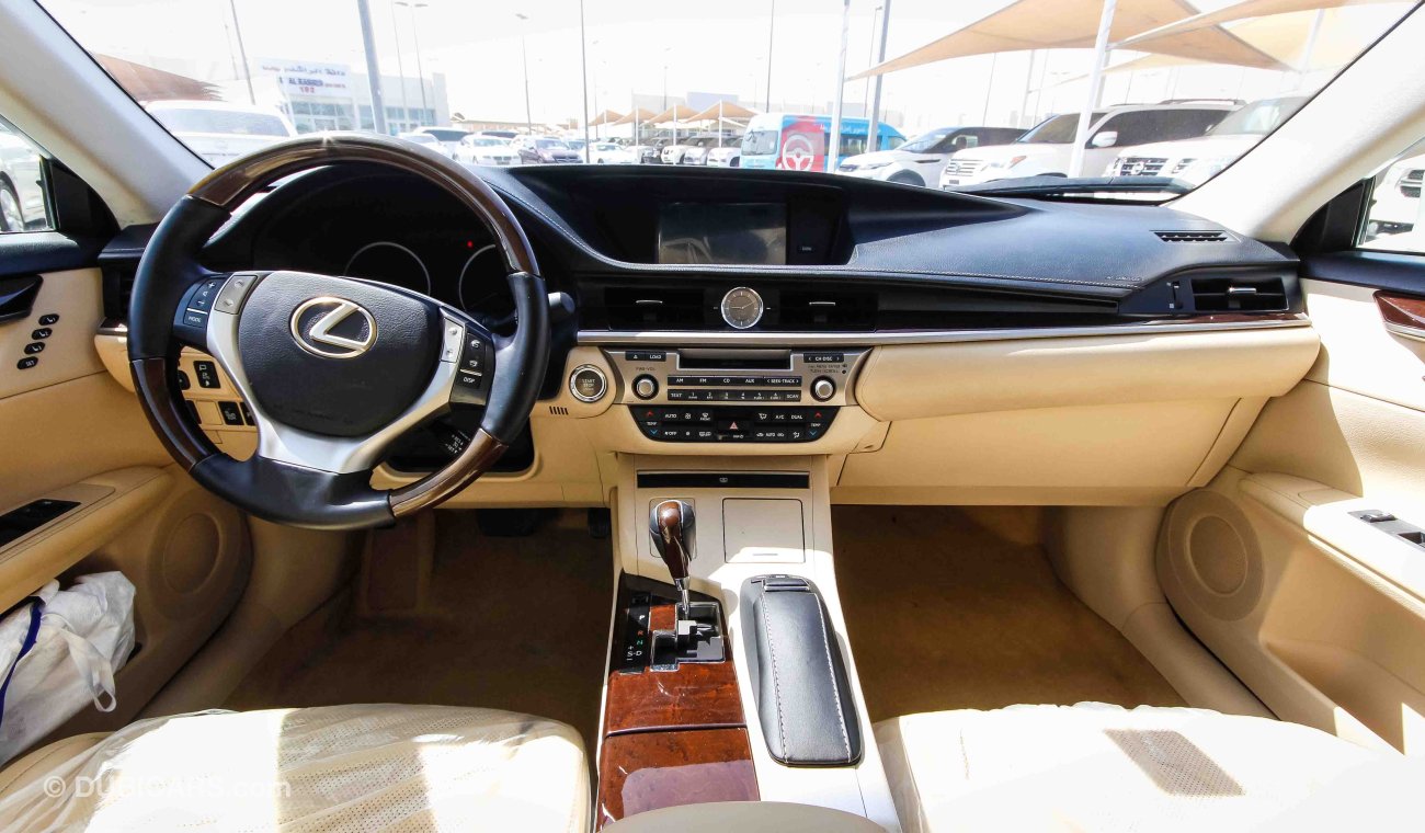 Lexus ES350