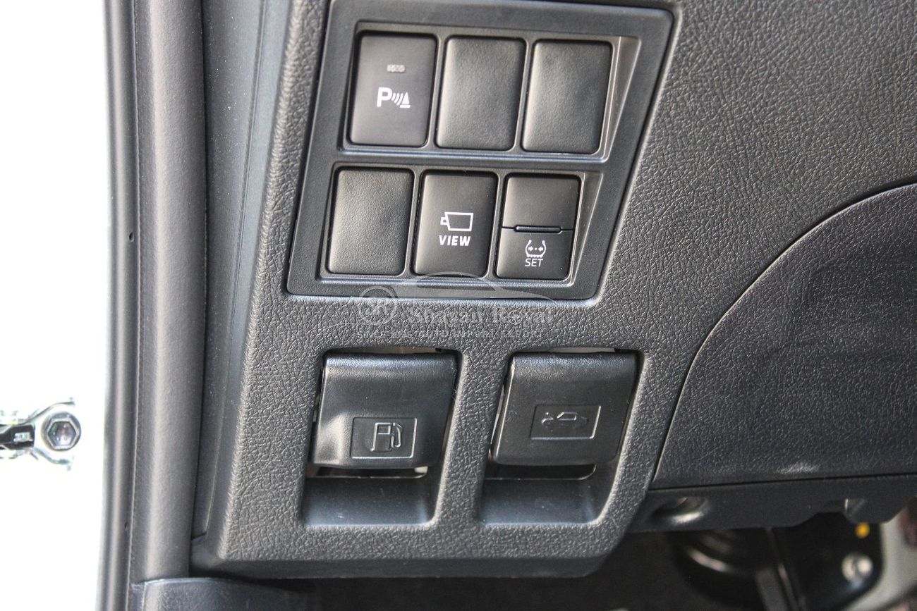 Toyota Hilux LHD 4.0L PETROL V6 4X4 DC ADVENTURE EXCLUSIVE WITH AIR COMPRESSOR AT 2025MY