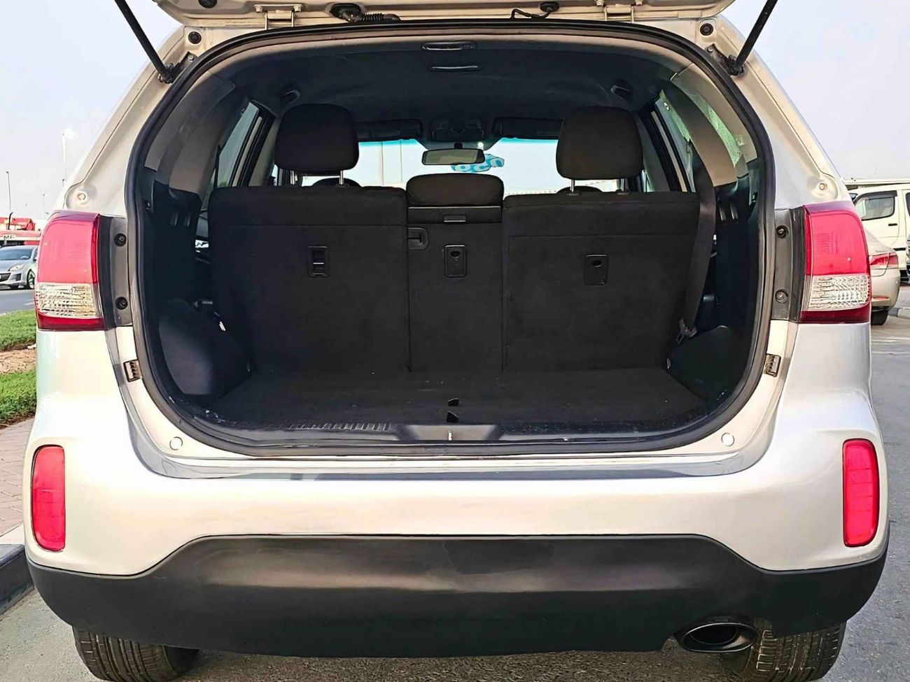 كيا سورينتو LX/ MID OPT / EXPORT ONLY / LOT#82199