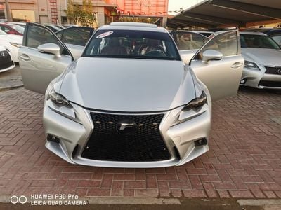 Lexus IS350 F Sport 3.5L (312 HP) Excellent condition inside and outside