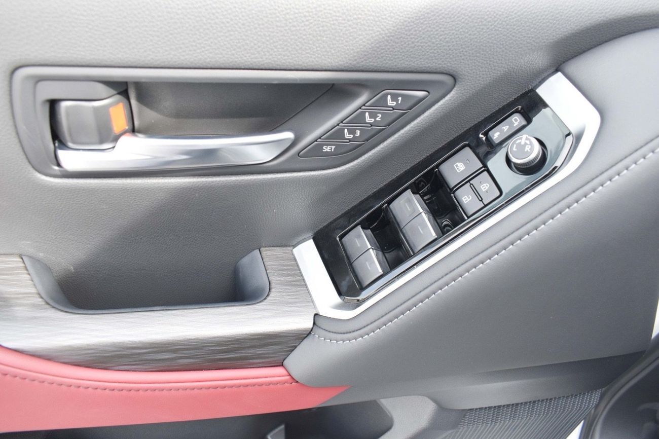 تويوتا لاند كروزر Toyota LC300 VXR 3.3L Full with radar 2025