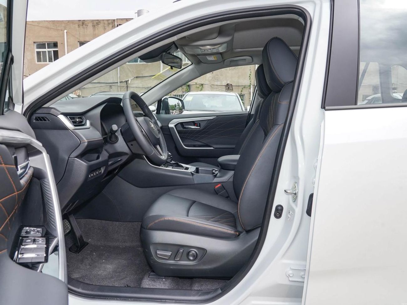 Toyota RAV4 TOYOTA RAV 4 2.0L PETROL 2WD FULL OPTION MODEL 2025