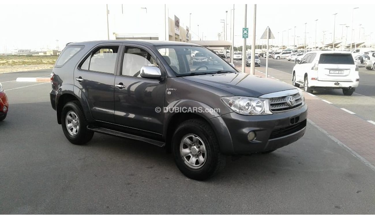 Toyota Fortuner Toyota Fortune 2009 Gray
