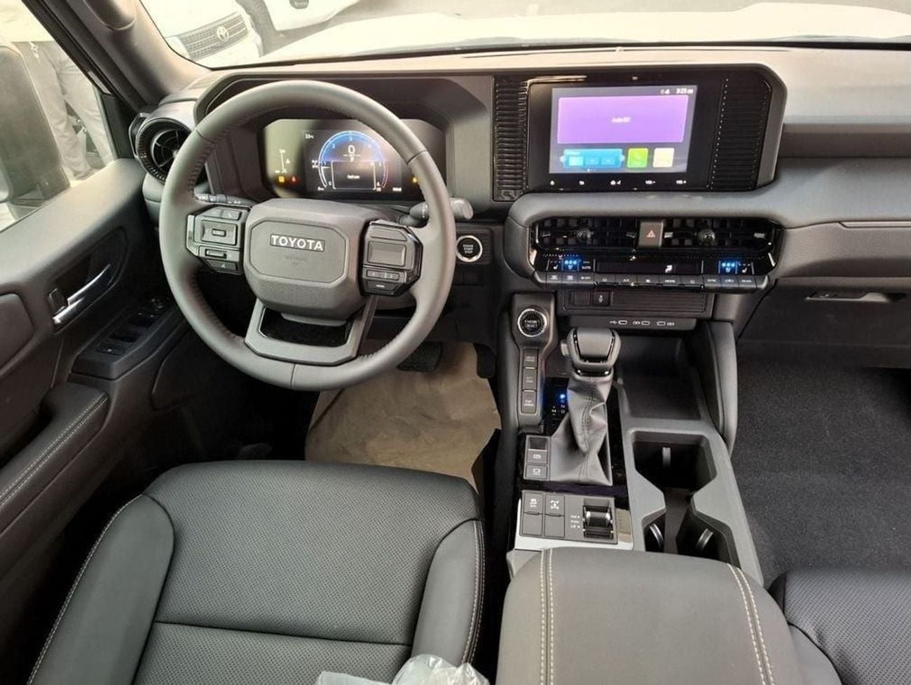 تويوتا برادو GXR PRADO 2.8 TURBO DIESEL LIMITED AUTO 2024
