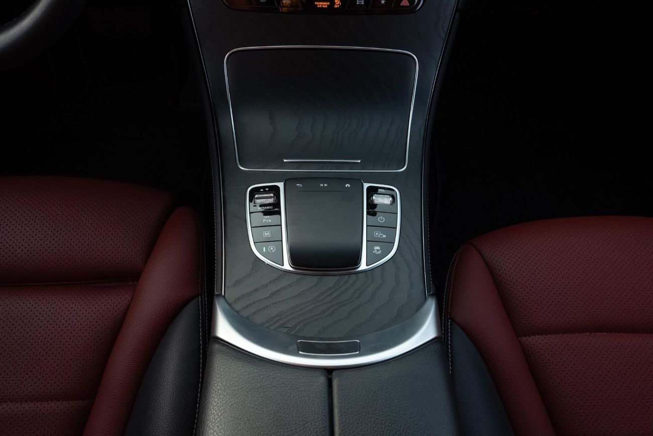 Mercedes-Benz GLC 300 3years warranty, 2 years free service, free registration, contact number 0507273386