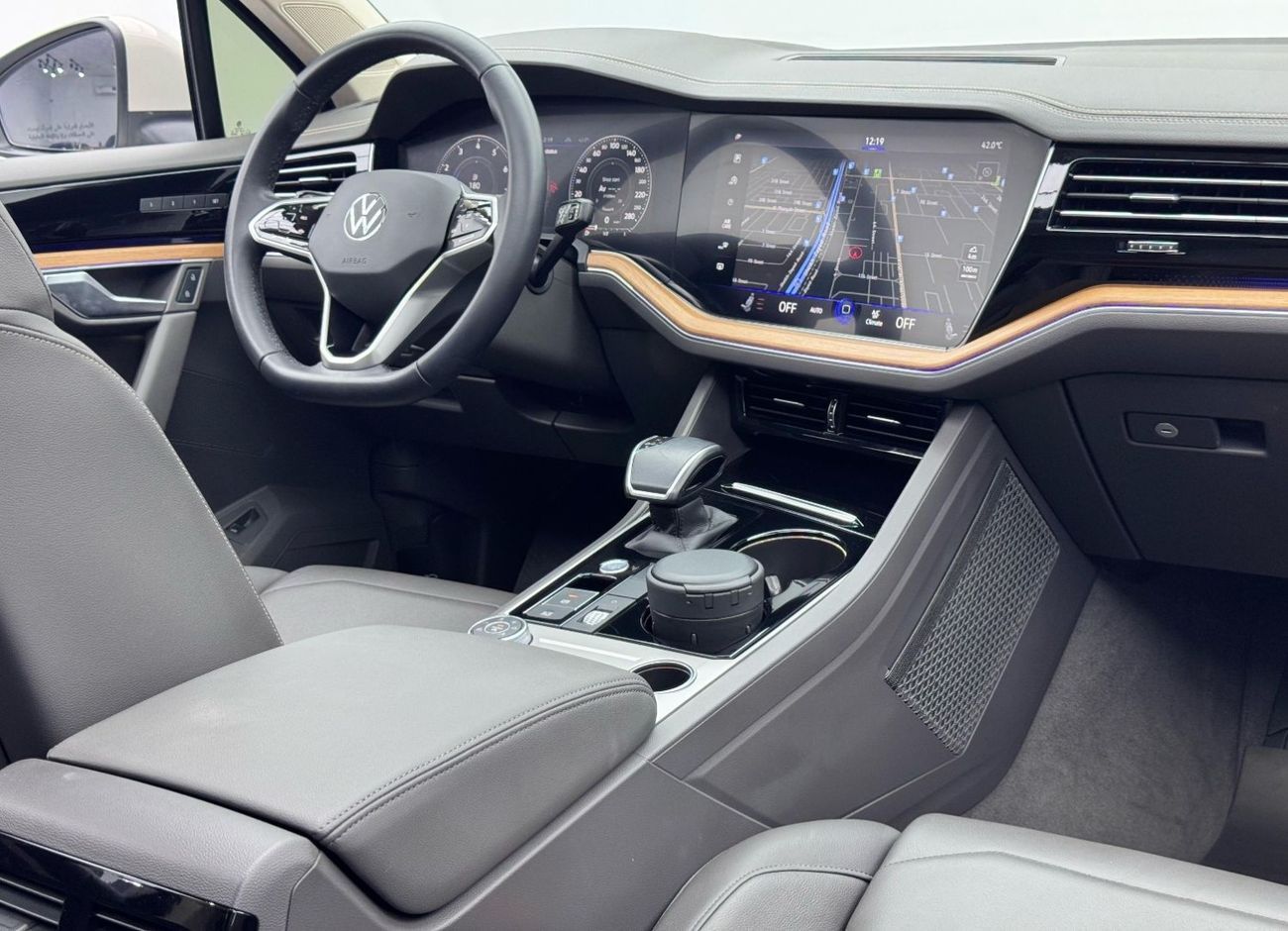 فولكس واجن طوارق Atmosphere 3.0L 2021 Volkswagen Touareg Atmosphere, 2026 VW Warranty, Full VW Service History, Low K