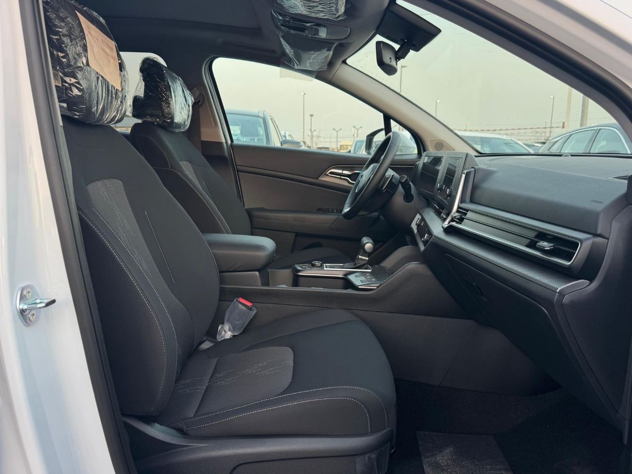 Kia Sportage 2.0L Petrol FWD 2025 Model Export Price @ 88,000 AED