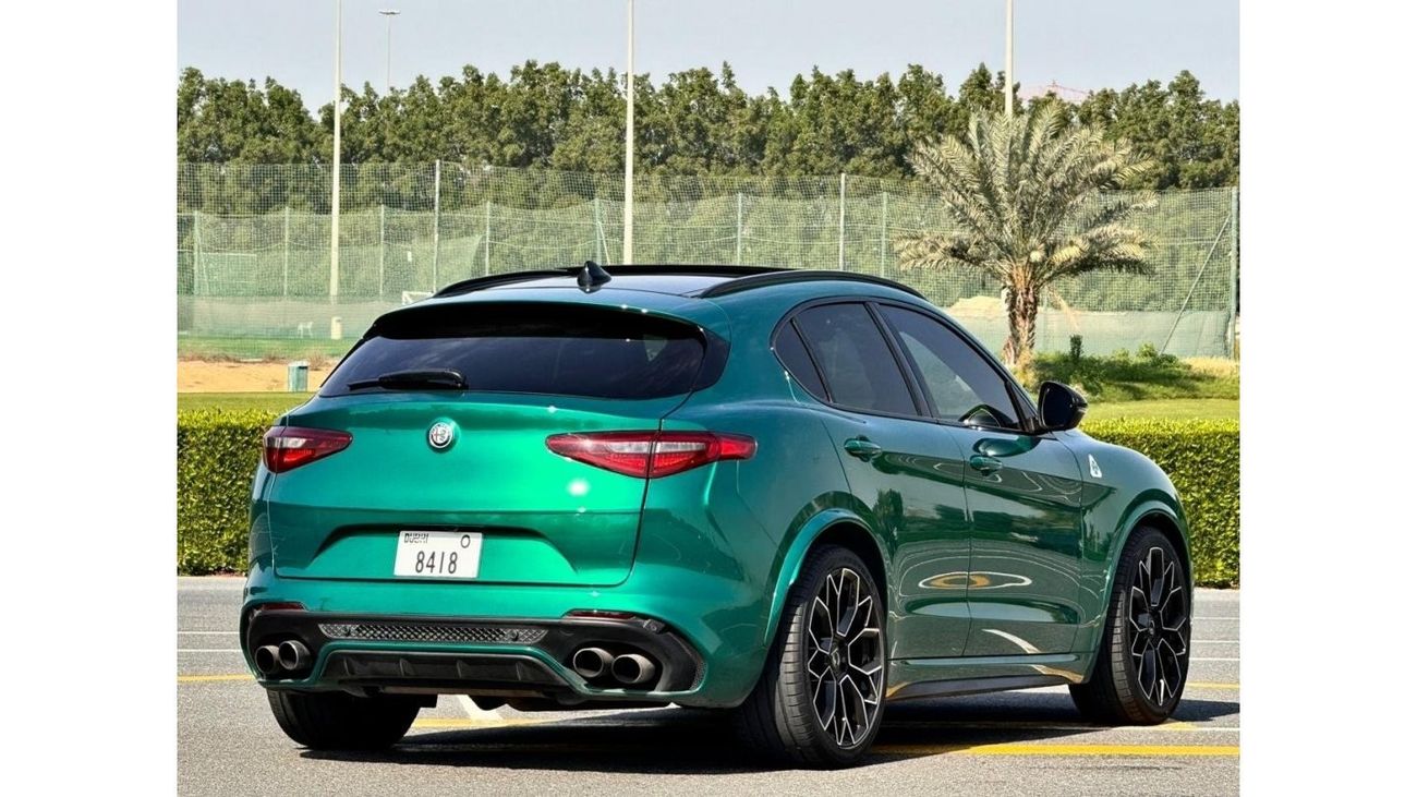 ألفا روميو ستيلفيو سوبر