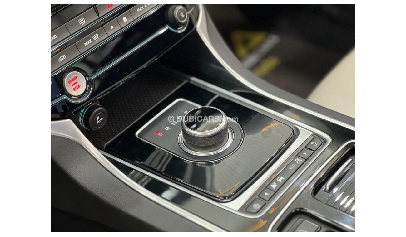 Jaguar XE 2018 Jaguar XE R-Sport 25t, Warranty, Full Service History, Excellent Condiiton, GCC