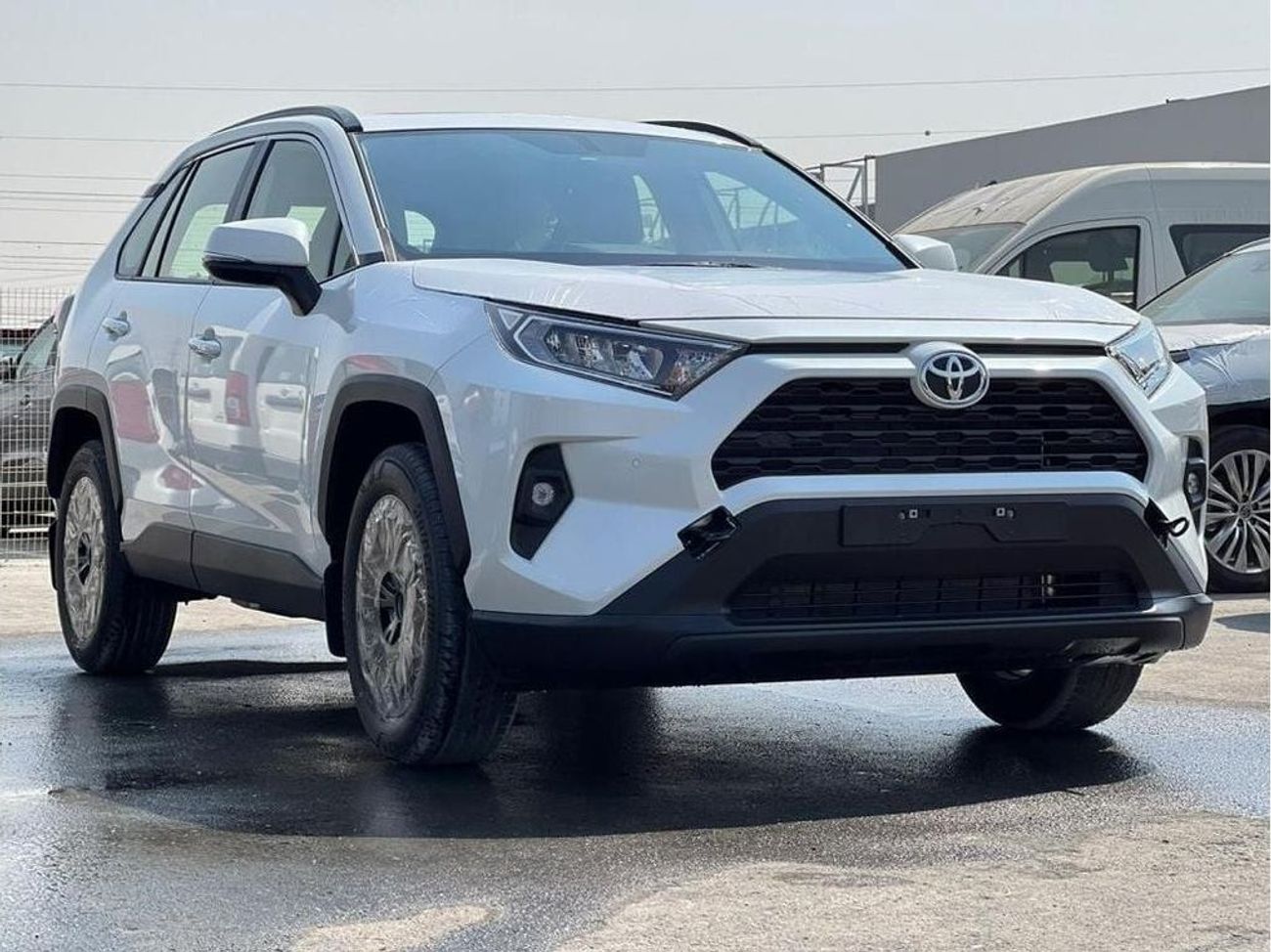 تويوتا راف ٤ 2.5L AWD XLE G PETROL AUTOMATIC TRANSMISSION