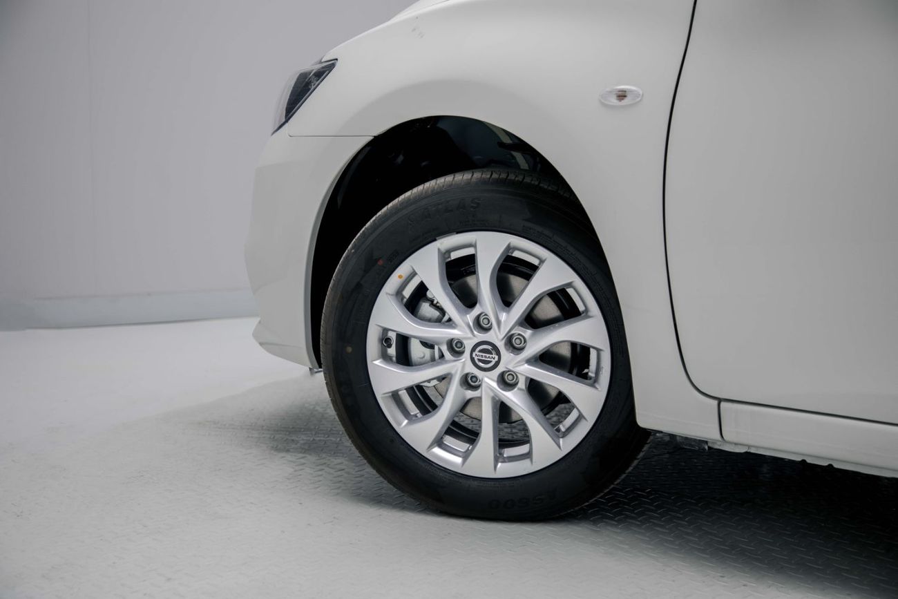 Nissan Sylphy Classic XE 1.6L - White Inside Black | Export Only