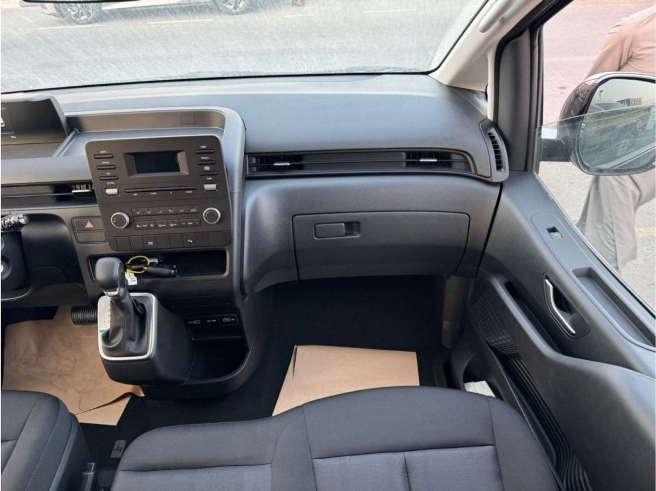 هيونداي ستاريا 3.5L PETROL, AUTOMATIC 2025