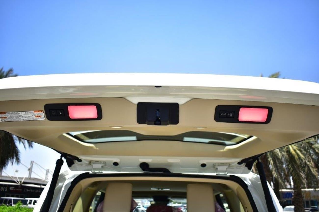 Toyota Land Cruiser VXR 4.0L VXR+ V6 4.0L PETROL AUTOMATIC