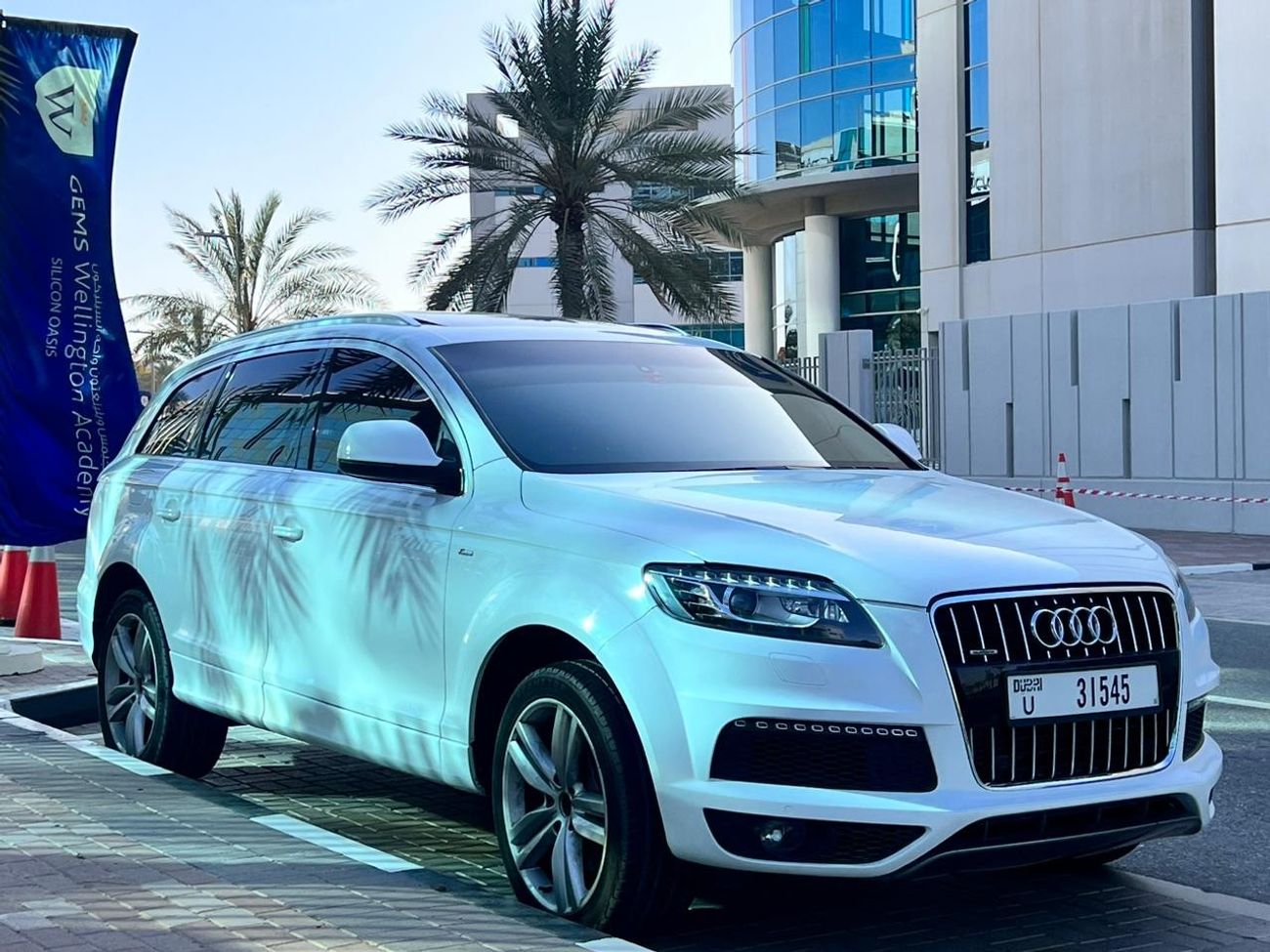 Used Audi Q7 2011 for sale in Dubai 636661