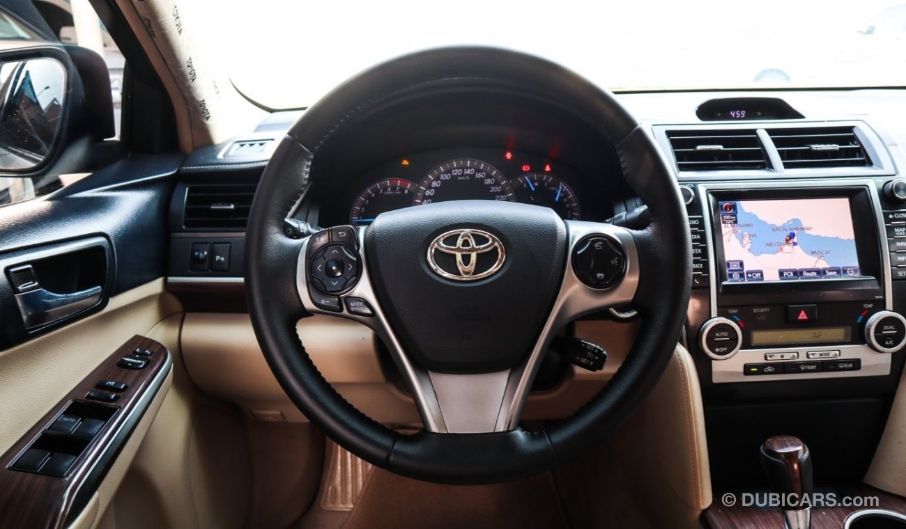 Toyota Camry Full Option, Excellent Condition 2013