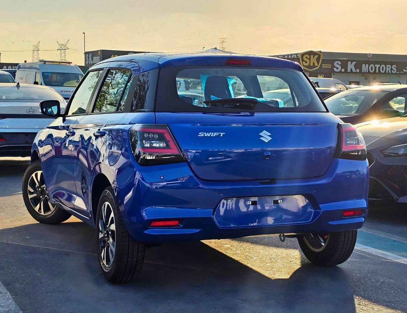 Suzuki Swift GLX / 1.2L PETROL V3 A/T/ PUSH START / REAR PARKING SENSOR / REAR CAMERA (CODE # SGLX)