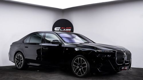 BMW 735 i - GCC - Under Warranty and Service Contract