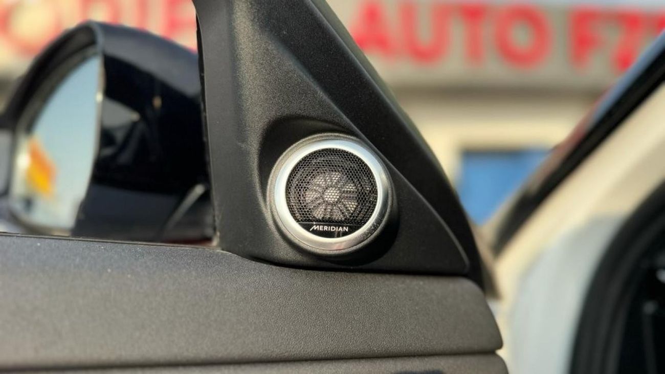 Land Rover Range Rover Evoque P300e PHEV