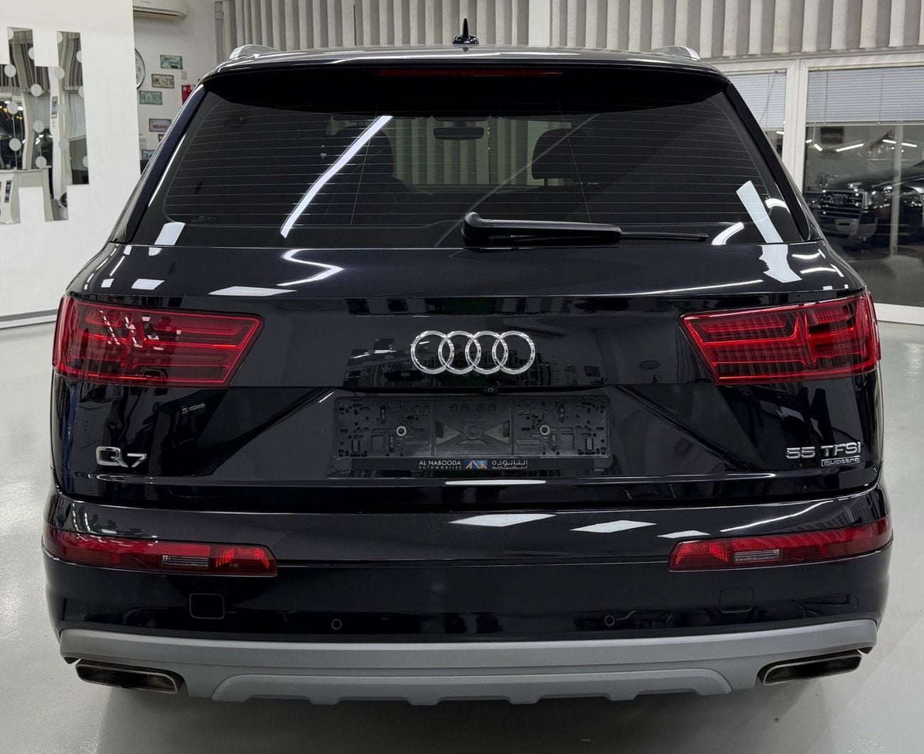 أودي Q7 55 TFSI GCC .. FSH .. S line .. Perfect Condition .. Top Range