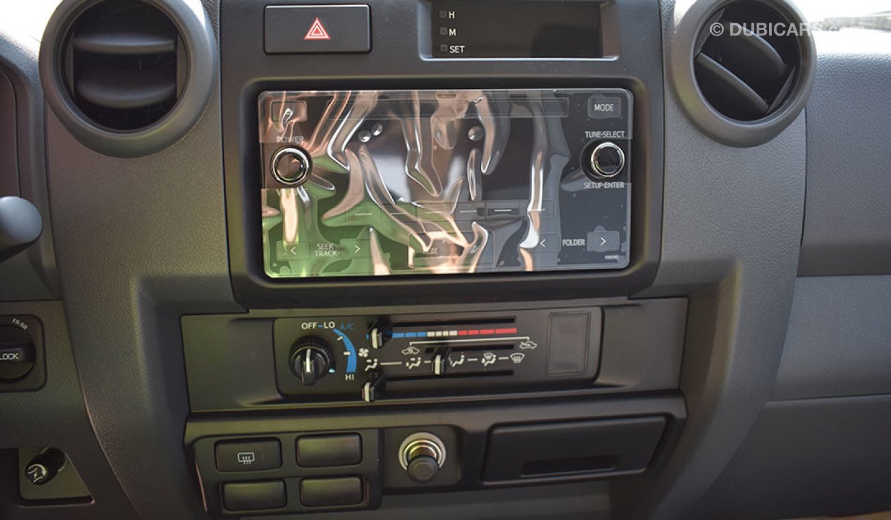 تويوتا لاند كروزر Hard Top (76) 4.2 Diesel, 9 seats with rear difflock, winch EX ANTWERP