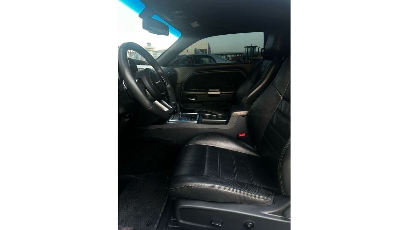 دودج تشالينجر R/T بلس