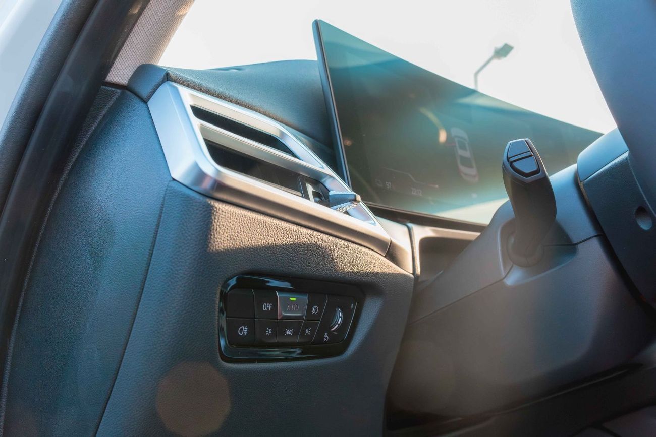 بي أم دبليو i3 2025 BMW i3 eDrive35L – M Power Kit (EV) FOR EXPORT Grey