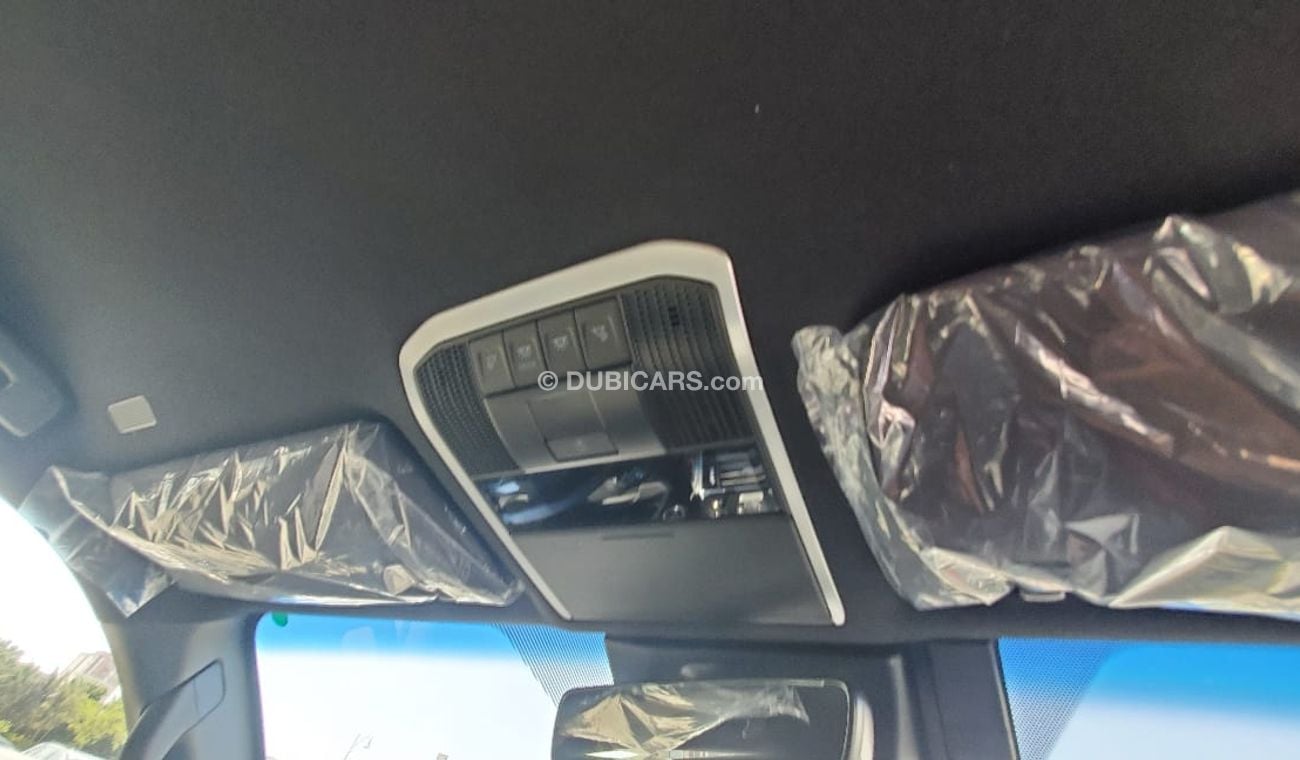 Toyota Land Cruiser 7 Seater 4.0L A/T 2022 YM