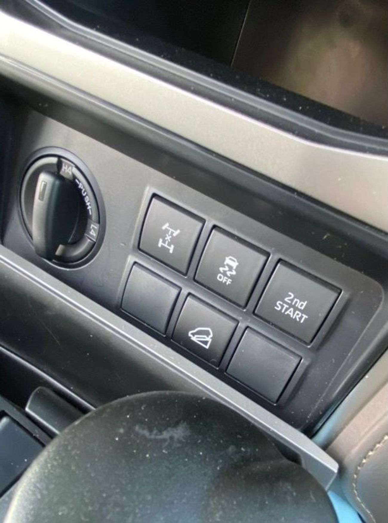 Toyota Prado VXR TOYOTA PRADO ADVENTURE