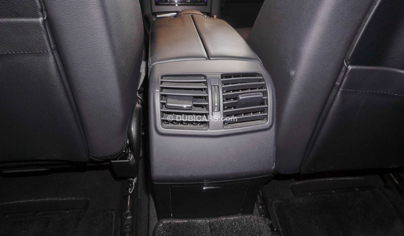 مرسيدس بنز E300 4 Matic