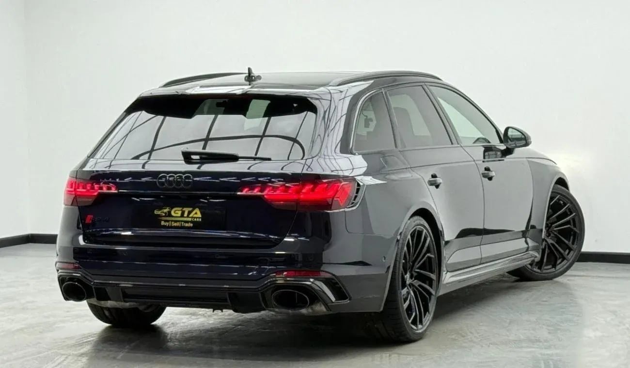Audi RS4 2023 Audi RS4 Quattro, 1 Year Warranty Unlimited Km, Top Option, Excellent Condition