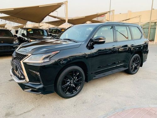 لكزس LX 570 سيجناتشر بلاك نسخة