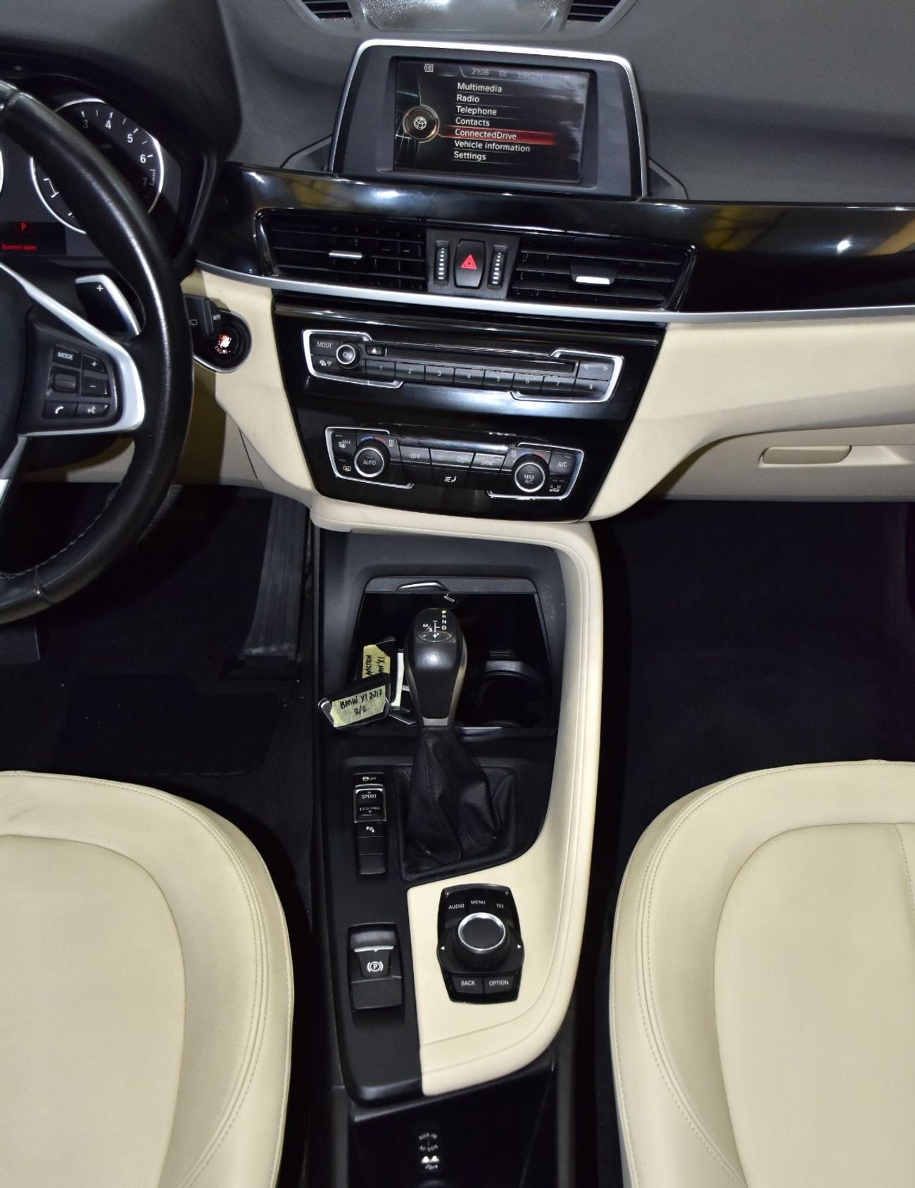 BMW X1 SDRIVE 20i EXCLUSIVE EXCELLENT DEAL for our BMW X1 sDrive20i ( 2017 Model ) in White Color GCC Specs