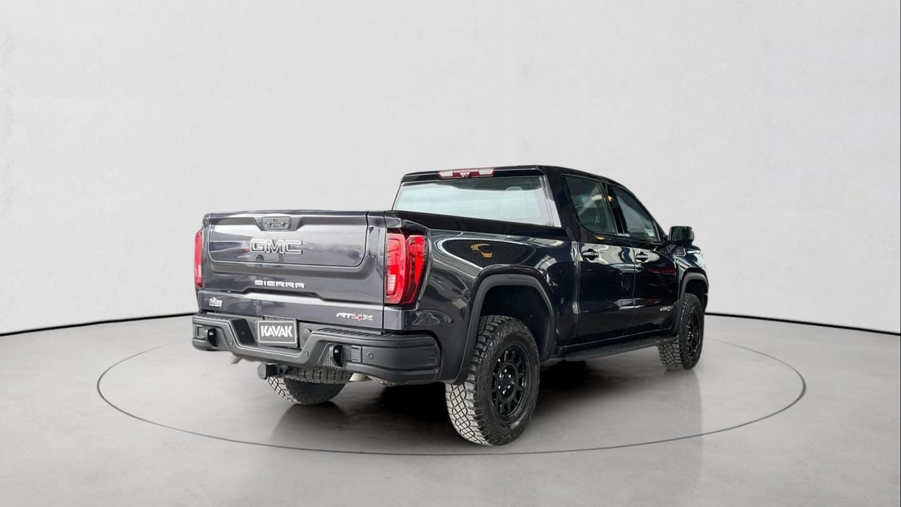 جي أم سي سييرا 6.2 4WD CC AT4X SR BED ADAP SV 18 BLK | شامل الضمان | 0 ﺪﻔﻋﺓ ﺃﻮﻟﻯ