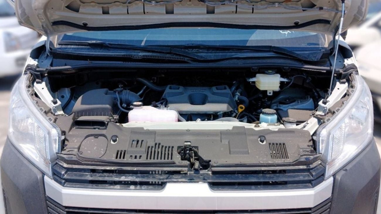 Toyota Hiace Toyota HiAce 2.8L Diesel Manual 13-seater  2025YM