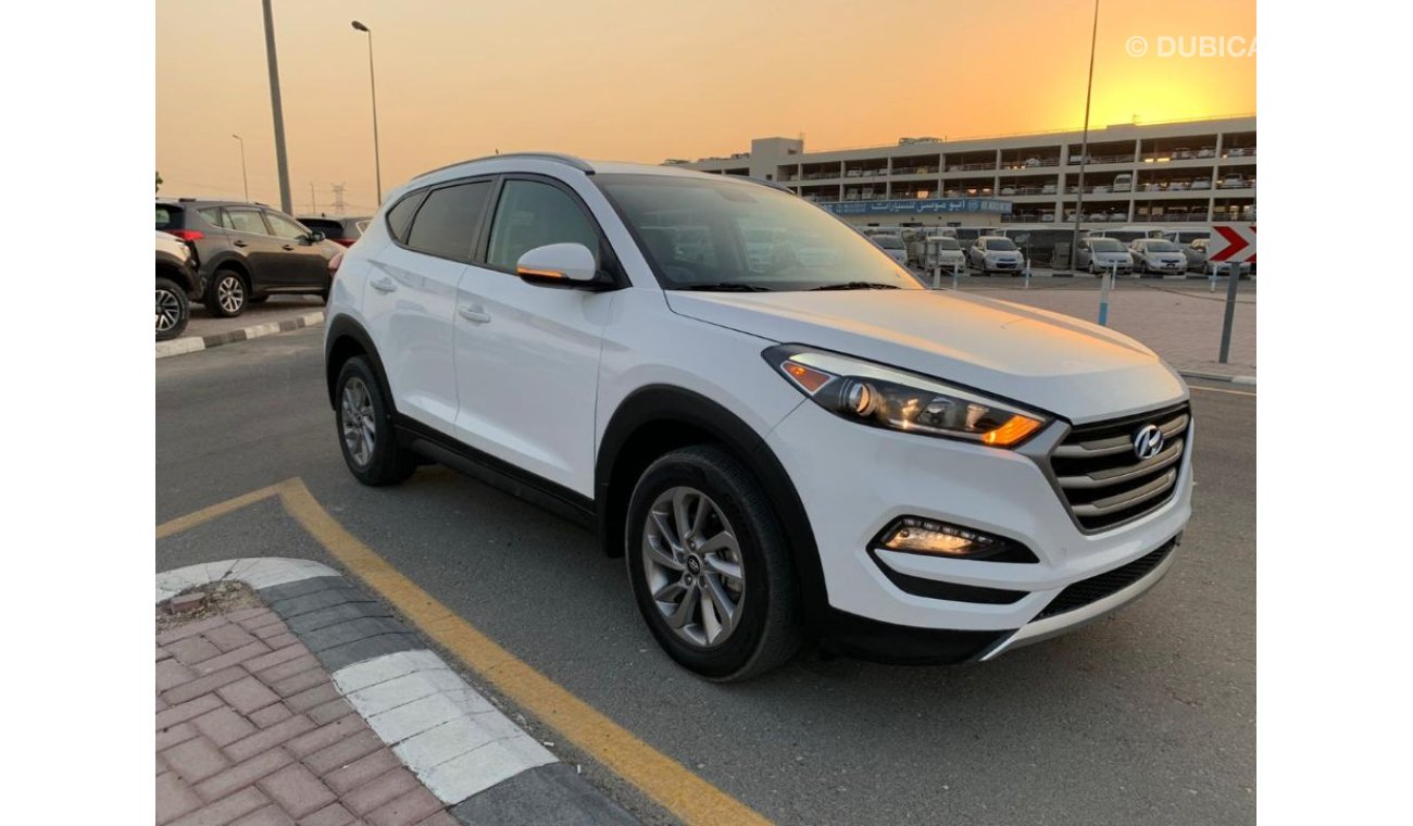 Hyundai Tucson 4WD 1.6L V4 2017 AMERICA SPECIFICATION