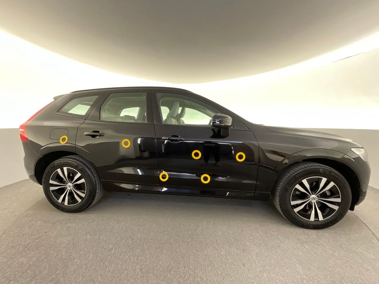 فولفو XC 60 B5 Core | شامل الضمان | 0 ﺪﻔﻋﺓ ﺃﻮﻟﻯ