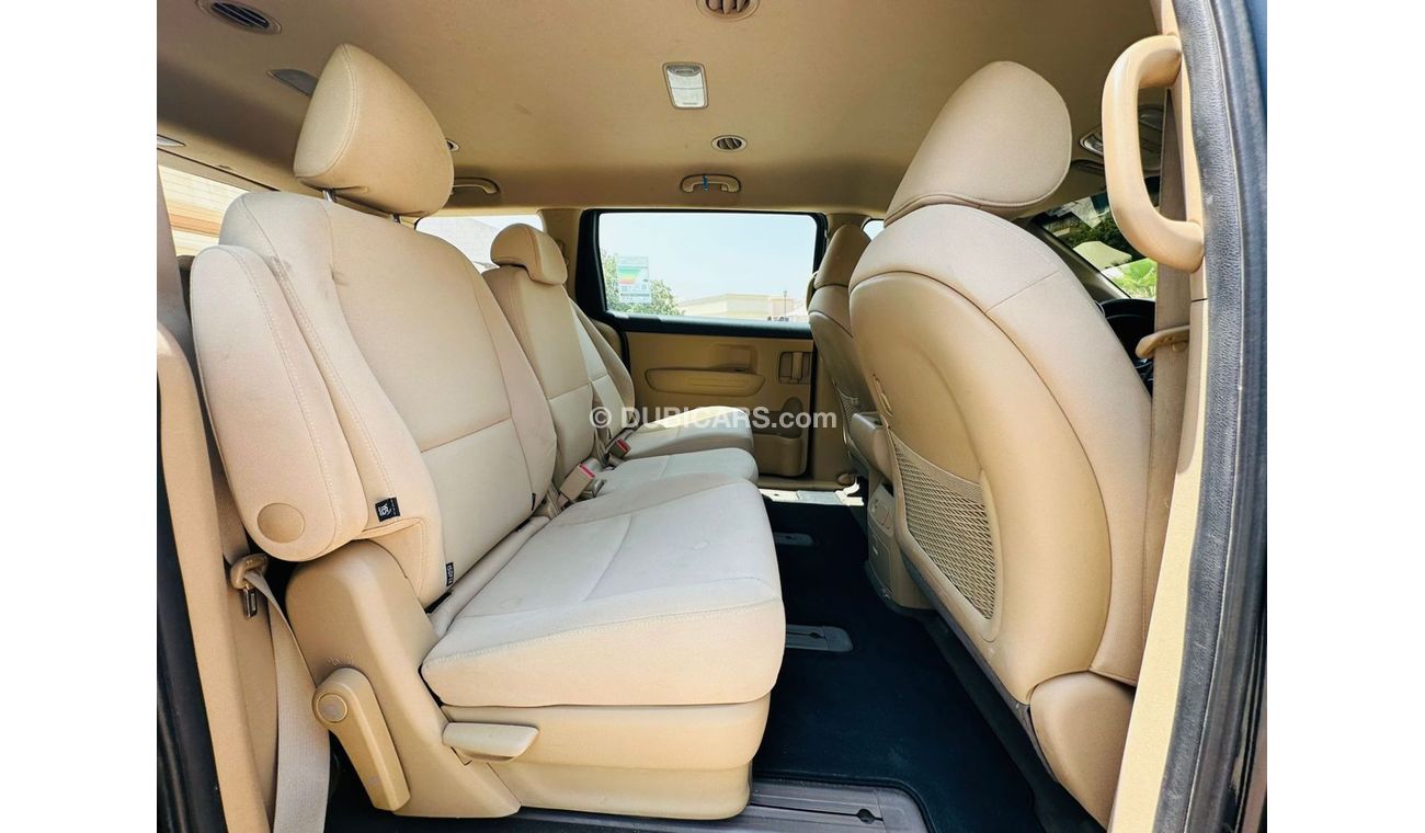 Kia Carnival 1000 PM || GRAND CARNIVAL 3.3 V6 LX || GCC || 0% DP || WELL MAINTAINED